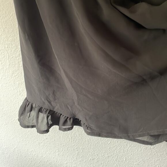 ASTR Black Romper S Lined Sleeveless Ruffle Hem Faux Wrap Wide Leg Plunge V - Picture 2 of 6